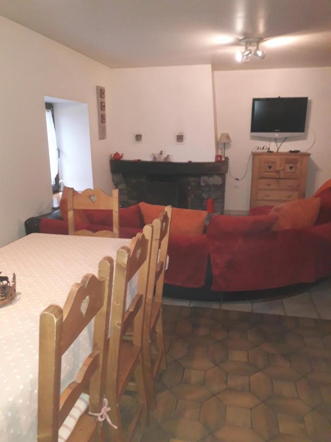Hébergement François Mathieu Saint-Maurice-sur-Moselle Exterior foto