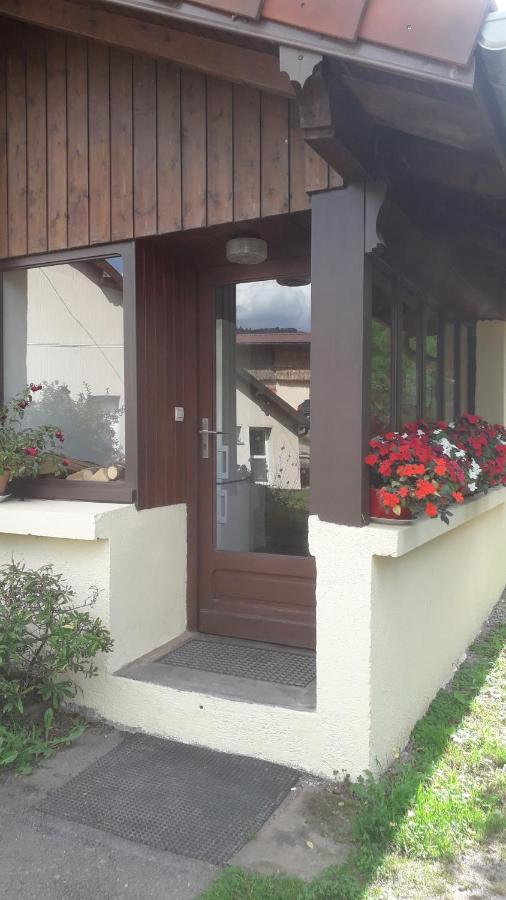 Hébergement François Mathieu Saint-Maurice-sur-Moselle Exterior foto